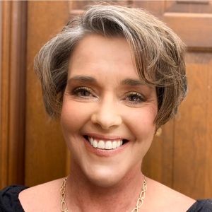 Meet your Posher, Cindy